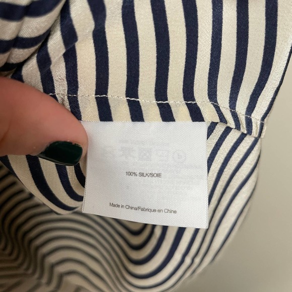 Tory Burch Silk Iriana Pretty Stripped Blouse V-Neck 3/4 Sleeve Blue Cream 6 - Picture 4 of 8